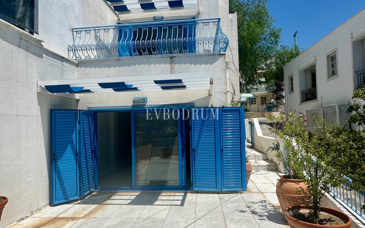 Bodrum’un kalbinde teraslı, orijinal Bodrum evi