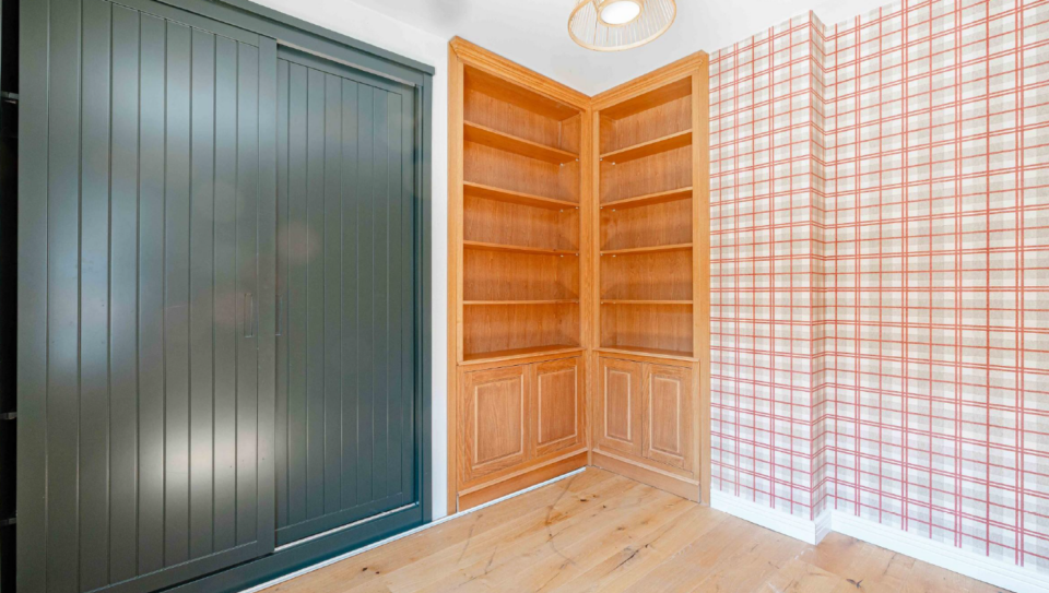 Bodrum Merkez’de Geniş Bahçeli, Deniz Manzaralı Tek Katlı Villa