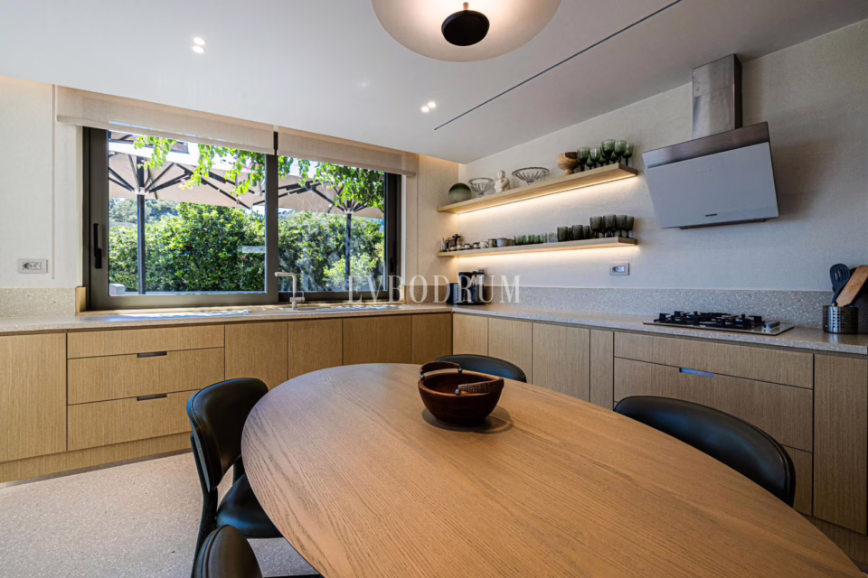 Anspruchsvolle Stadtvilla mit Blick auf die Bucht und Burg – Sophisticated City Life With Views Over The Bay And The Castle 68Ca7Ad9F16C6