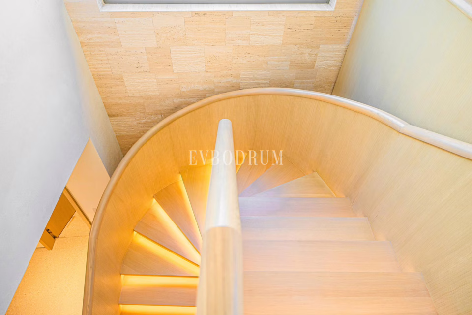 Anspruchsvolle Stadtvilla mit Blick auf die Bucht und Burg – Sophisticated City Life With Views Over The Bay And The Castle 68Ca7Ae10Db04