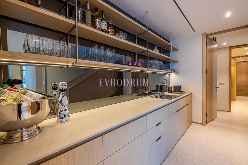 Anspruchsvolle Stadtvilla mit Blick auf die Bucht und Burg – Sophisticated City Life With Views Over The Bay And The Castle 68Ca7Ae5D5602