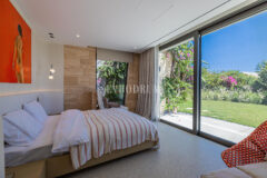 Bodrum Koyu ve Kaleye Hakim Manzarasıyla Sofistike Şehir Yaşamı