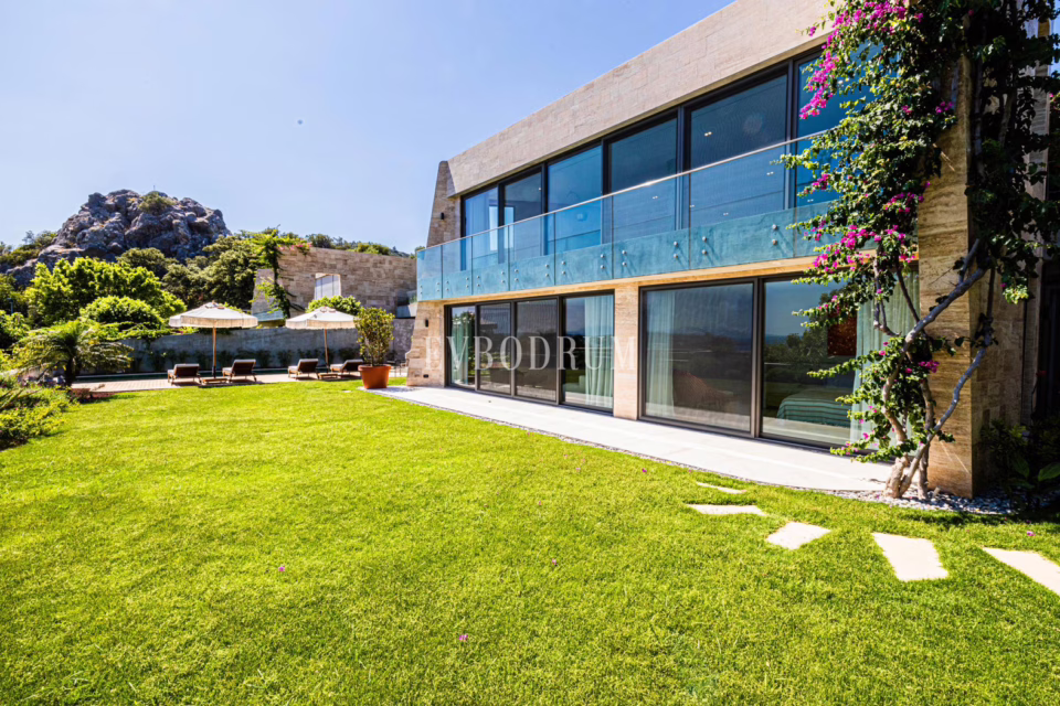 Anspruchsvolle Stadtvilla mit Blick auf die Bucht und Burg – Sophisticated City Life With Views Over The Bay And The Castle 68Ca7B051D0C1