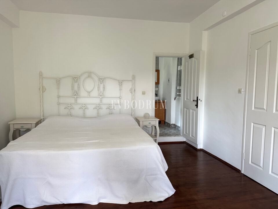 Türkbükü'nde Taş Ev, Misafir Evi ve Havuz – Stone House With Pool And Guest House In Turkbuku 6840183D1C56D