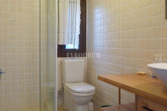 Türkbükü'nde Taş Ev, Misafir Evi ve Havuz