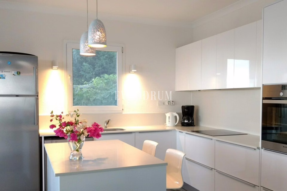 Villa with private pool and incredible views – Villa With Private Pool And Incredible Views 68A863Ecc9F55