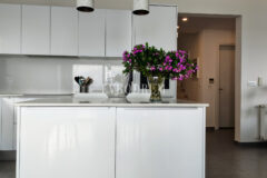 Bahçeli, özel havuzlu ve panoramik manzaralı villa