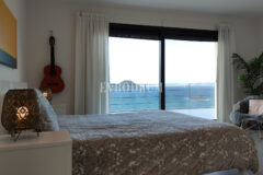 Bahçeli, özel havuzlu ve panoramik manzaralı villa