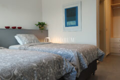 Bahçeli, özel havuzlu ve panoramik manzaralı villa