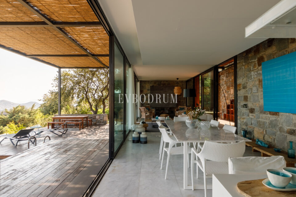 Ödüllü Mimar Tarafından Tasarlanmış Çağdaş Villa