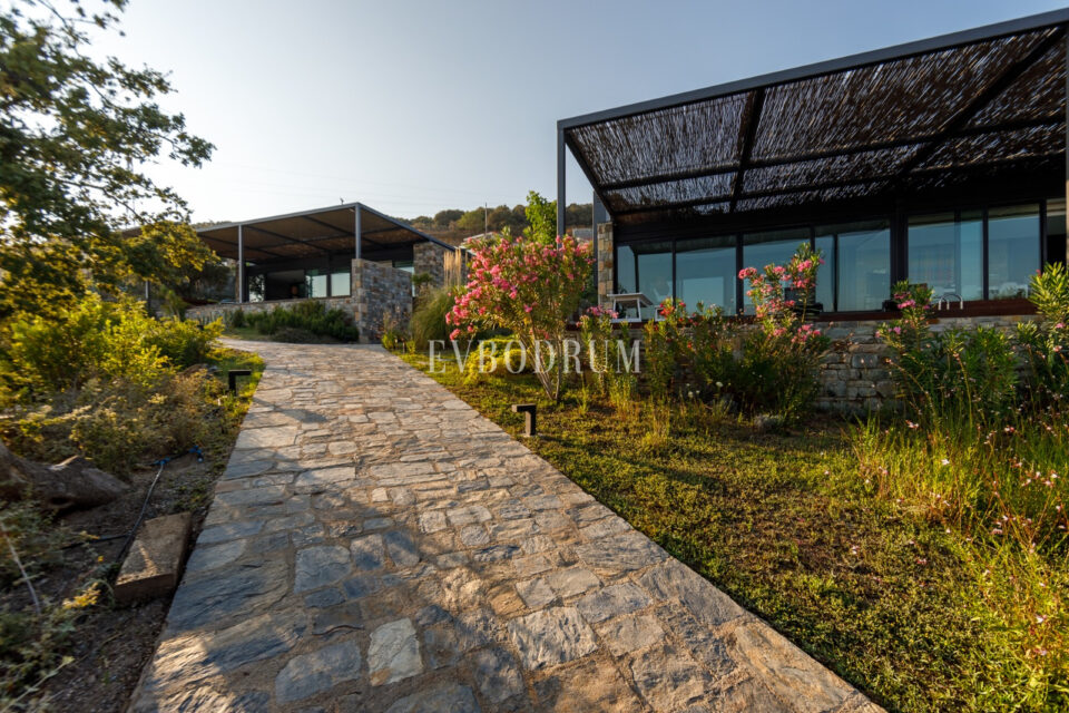 Ödüllü Mimar Tarafından Tasarlanmış Çağdaş Villa