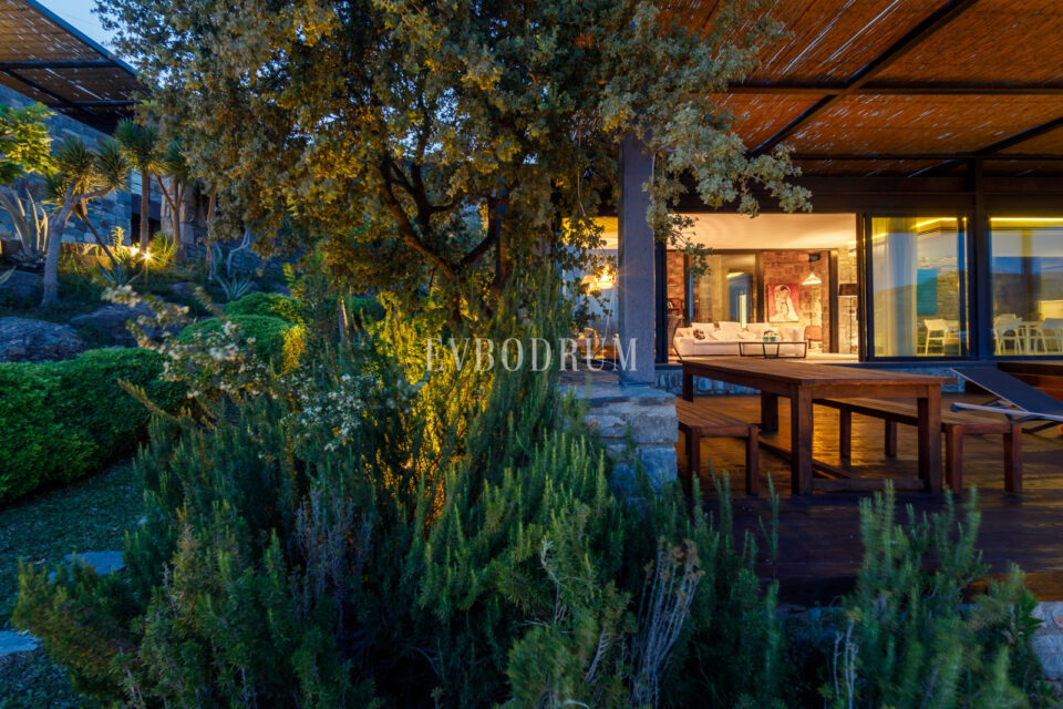 Ödüllü Mimar Tarafından Tasarlanmış Çağdaş Villa