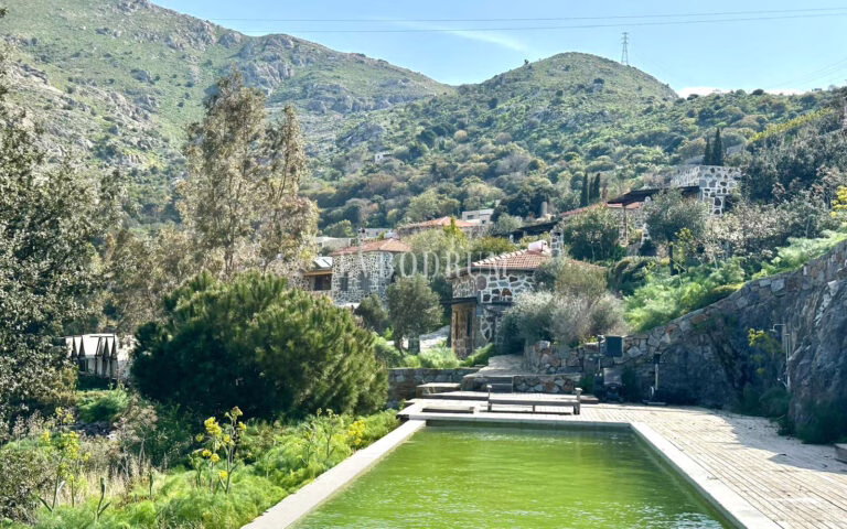 10.000 m2 Arsa İçinde 8 Bağımsız Taş Ev – Whatsapp Image At ..