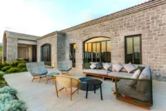 Yalıkavak'ta Mimar Han Tümertekin İmzalı Özel Taş Villa