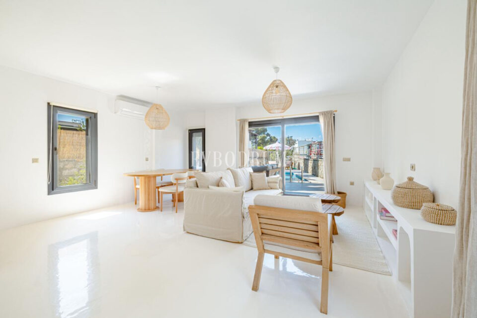 New townhouse with private pool – Photo 7