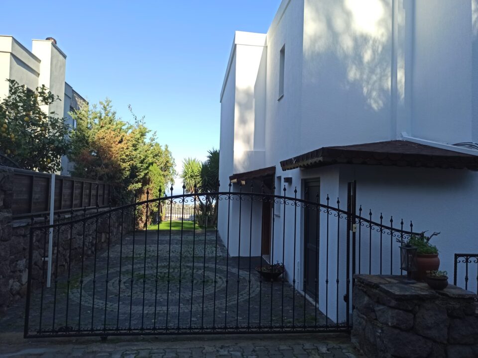 Exquisite, freistehende Villa mit Meerblick in Yalıkavak-Gökçebel – Foto 13