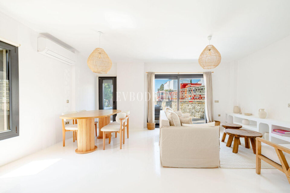 New townhouse with private pool – Photo 7