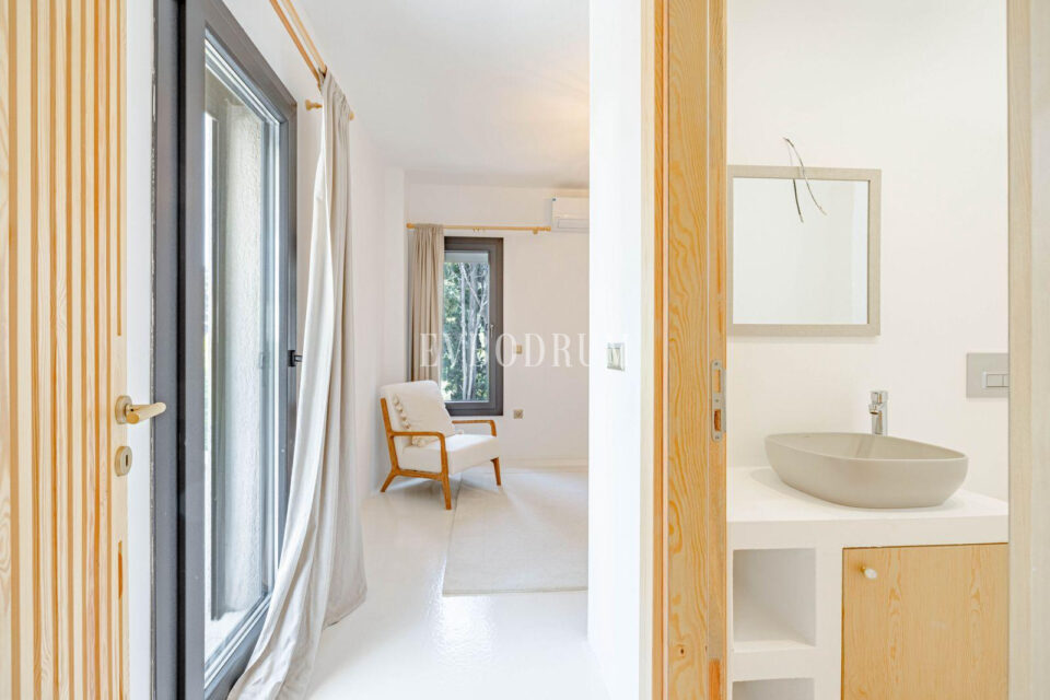 New townhouse with private pool – Photo 6