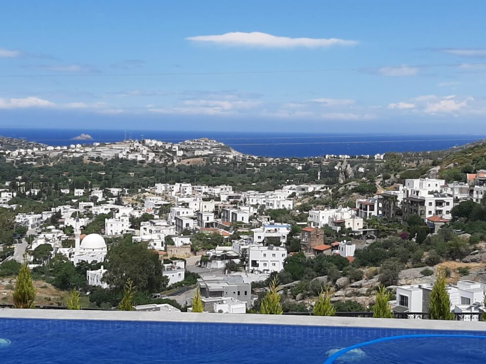 Exquisite, freistehende Villa mit Meerblick in Yalıkavak-Gökçebel – Foto 2