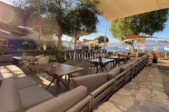 Yalıkavak'ta Denize Sıfır Mülk: Havuzlu, Bahçeli Büyük Villa ve Kumsala Doğrudan Erişimli Apart Otel