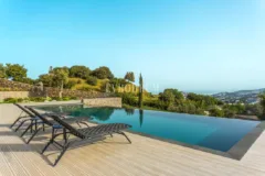 Yalıkavak'ta Mimar Han Tümertekin İmzalı Özel Taş Villa