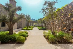 Yalıkavak'ta Mimar Han Tümertekin İmzalı Özel Taş Villa