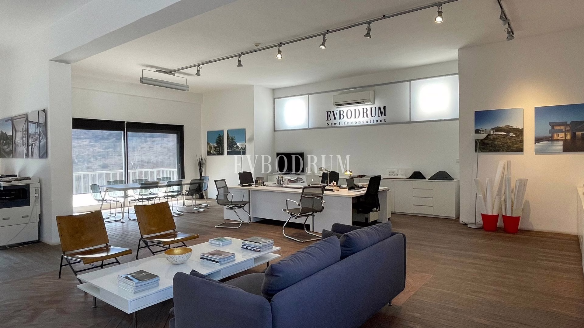 D1593796 Ae98 4C16 Be30F890F355