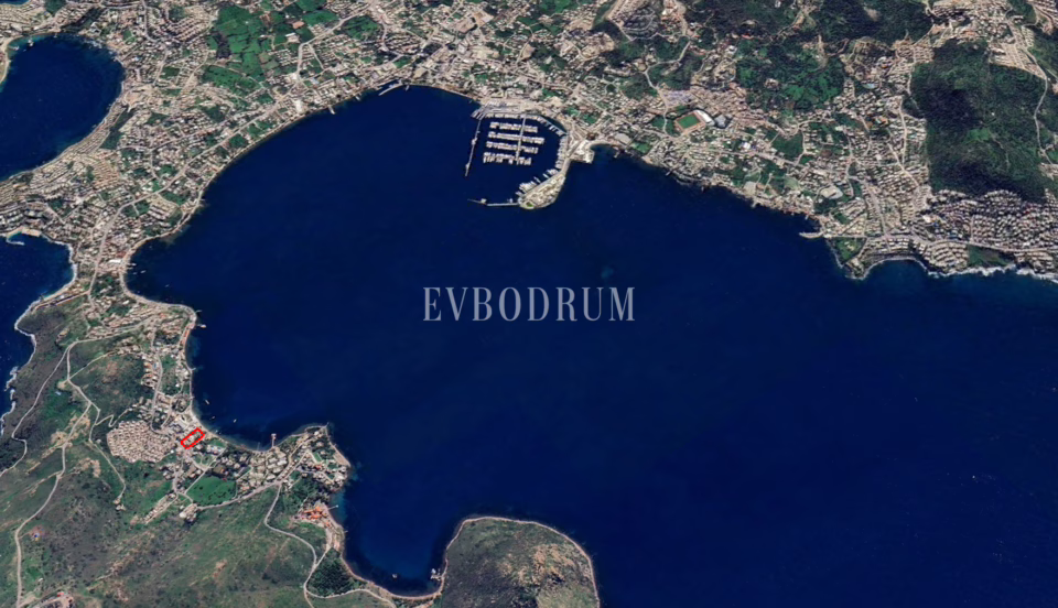 Yalıkavak'ta Denize Sıfır Mülk: Havuzlu, Bahçeli Büyük Villa ve Kumsala Doğrudan Erişimli Apart Otel – Ws