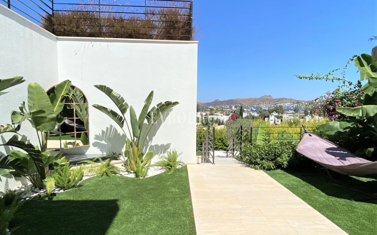 Yalikavak Marina manzaralı lüks villa