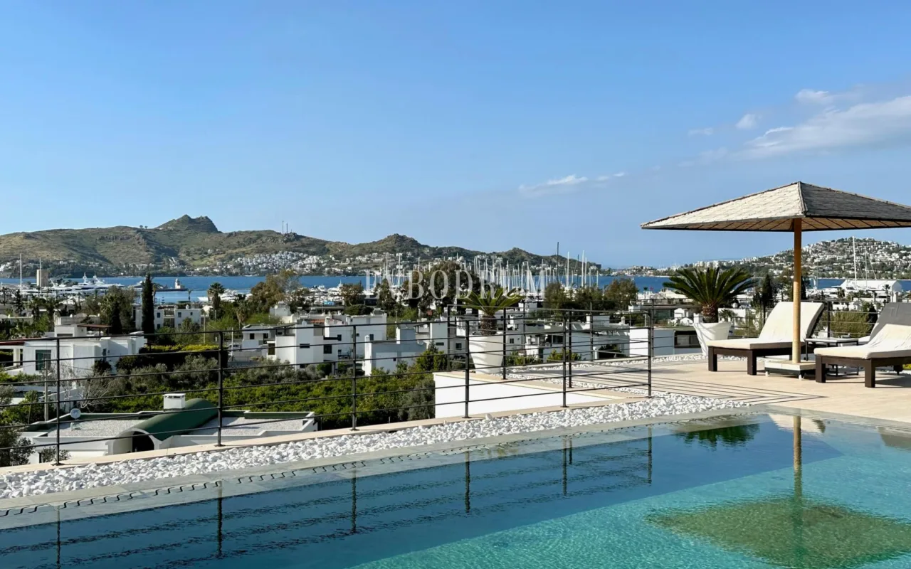 Yalikavak Marina manzaralı lüks villa