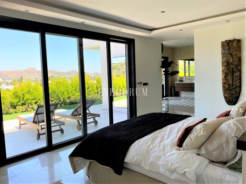 Yalikavak Marina manzaralı lüks villa