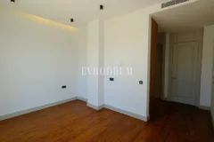 Yalıkavak'ta yeni tamamlanmış, mimari tasarımlı villa