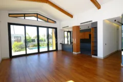 Yalıkavak'ta yeni tamamlanmış, mimari tasarımlı villa