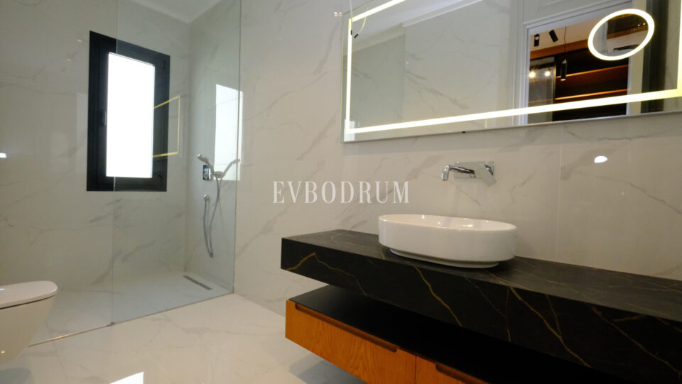 Newly Completed Architect-Designed Villa in Yalıkavak – Resim12