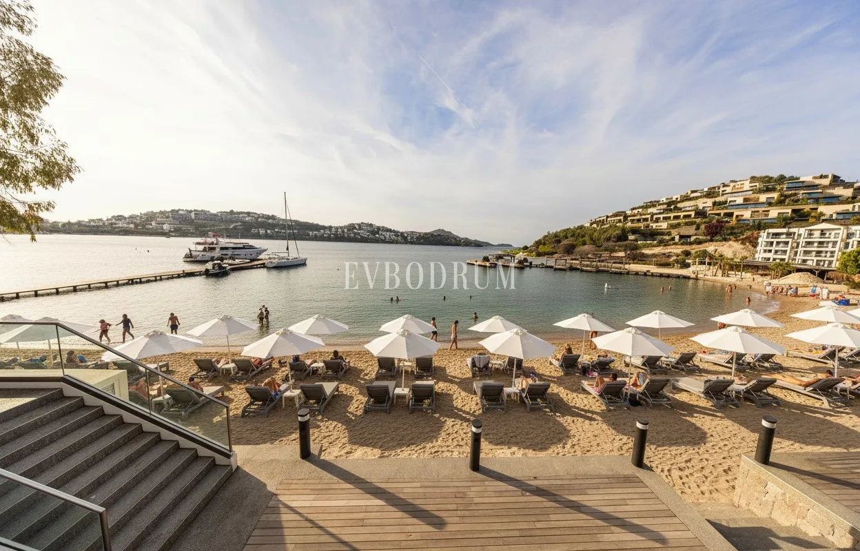 Yalıkavak Tilkicik Koyu’nda Denize Sıfır ve Özel Plajlı Daireler