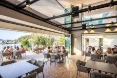 Yalıkavak Tilkicik Koyu’nda Denize Sıfır ve Özel Plajlı Daireler