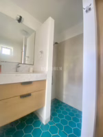 Charmantes Sommerhaus mit Panoramablick auf die Bucht im Viertel Aktur B – Foto 3