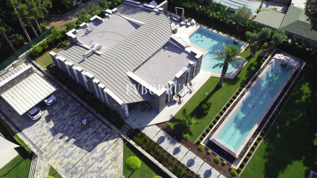 Bodrum, Türkiye’de Lüks Villa Satın Almak – Kıyı Zarafetinin Nihai Rehberi