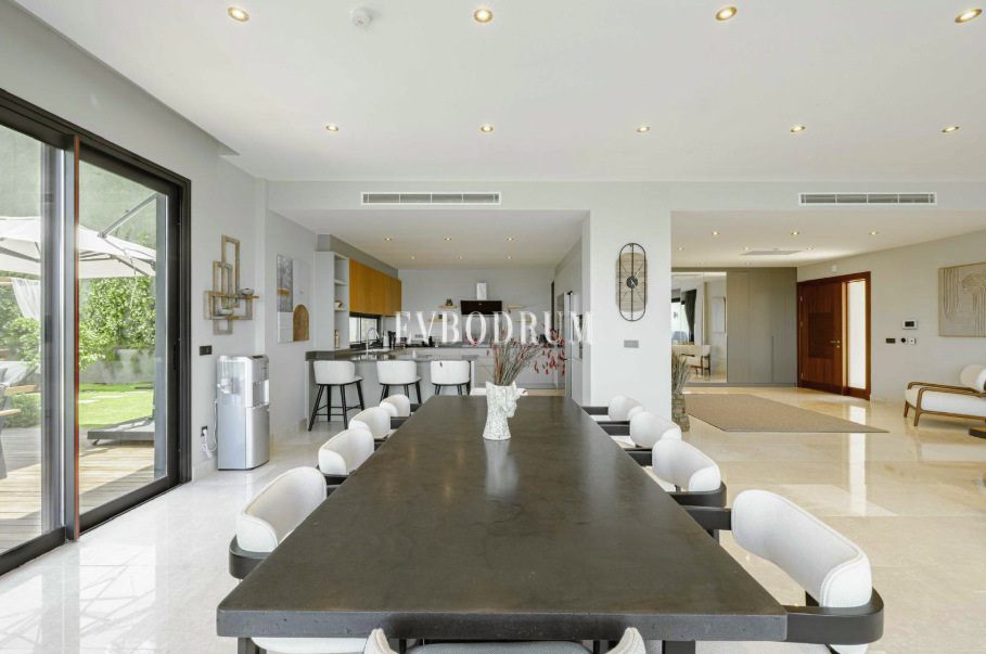 Türkbükü, Bodrum’da Özel İlanlar – Satılık Villalar ve Kiralık Deniz Manzaralı Evler