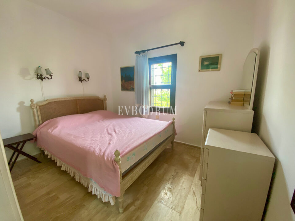 Özel Kum ve İskele Plajlı Cennetköy Sitesi’nde Yazlık Ev