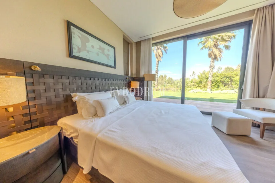 Mandarin Oriental Residences'ta Kesintisiz Manzaralı ve Ön Sıra Müstakil Villa – Görsel 26