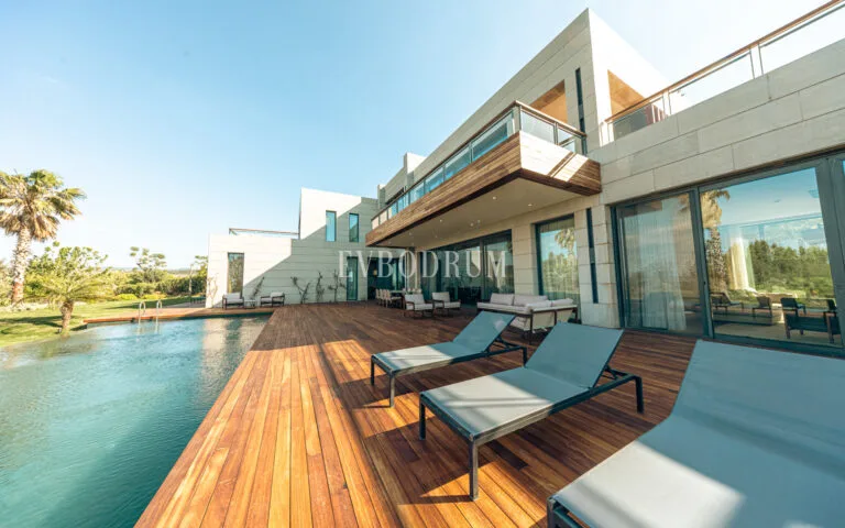 Mandarin Oriental Residences'ta Kesintisiz Manzaralı ve Ön Sıra Müstakil Villa – Foto 5