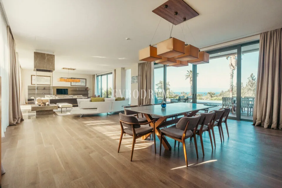 Mandarin Oriental Residences'ta Kesintisiz Manzaralı ve Ön Sıra Müstakil Villa – Görsel 6