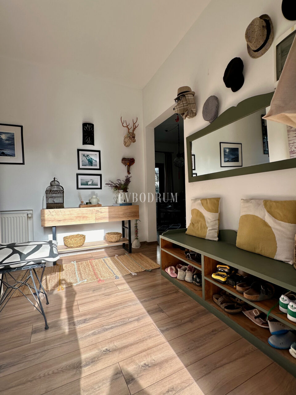 Detached Duplex House with Private Pool and Garden in Ortakent