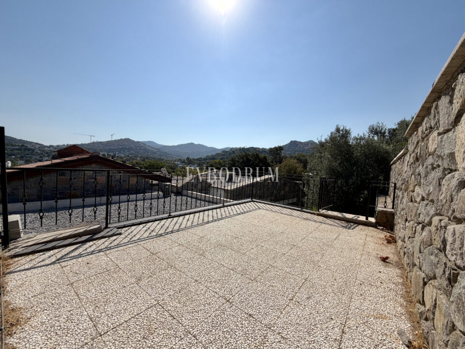 Single-Storey House with Private Pool in Yalıkavak