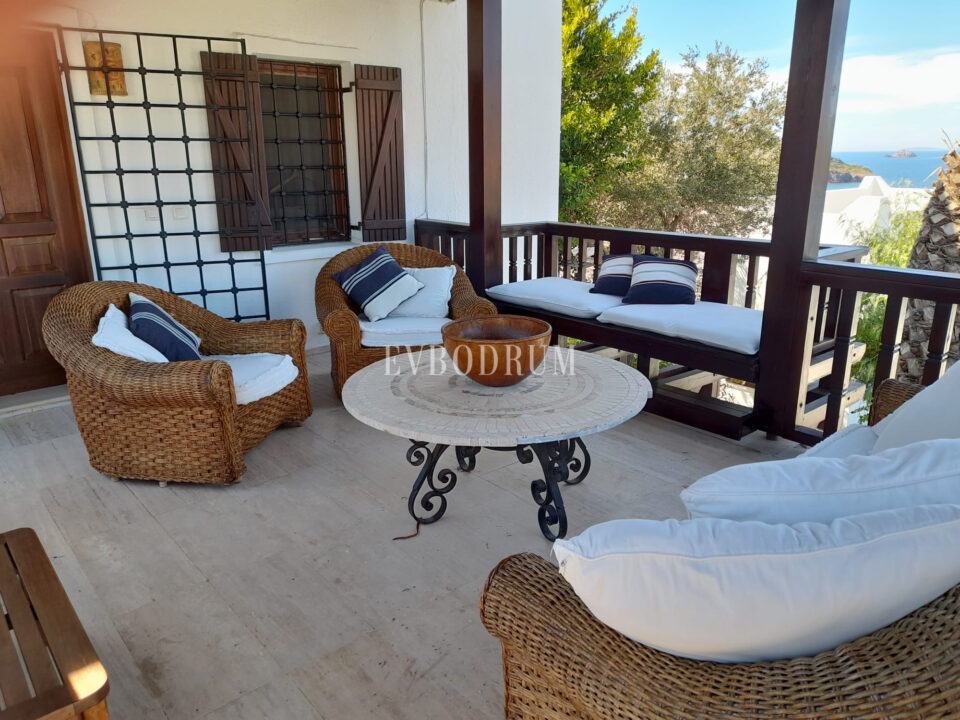 Yalıkavak Cennetköy Sitesi'nde Köşe Konumda Villa