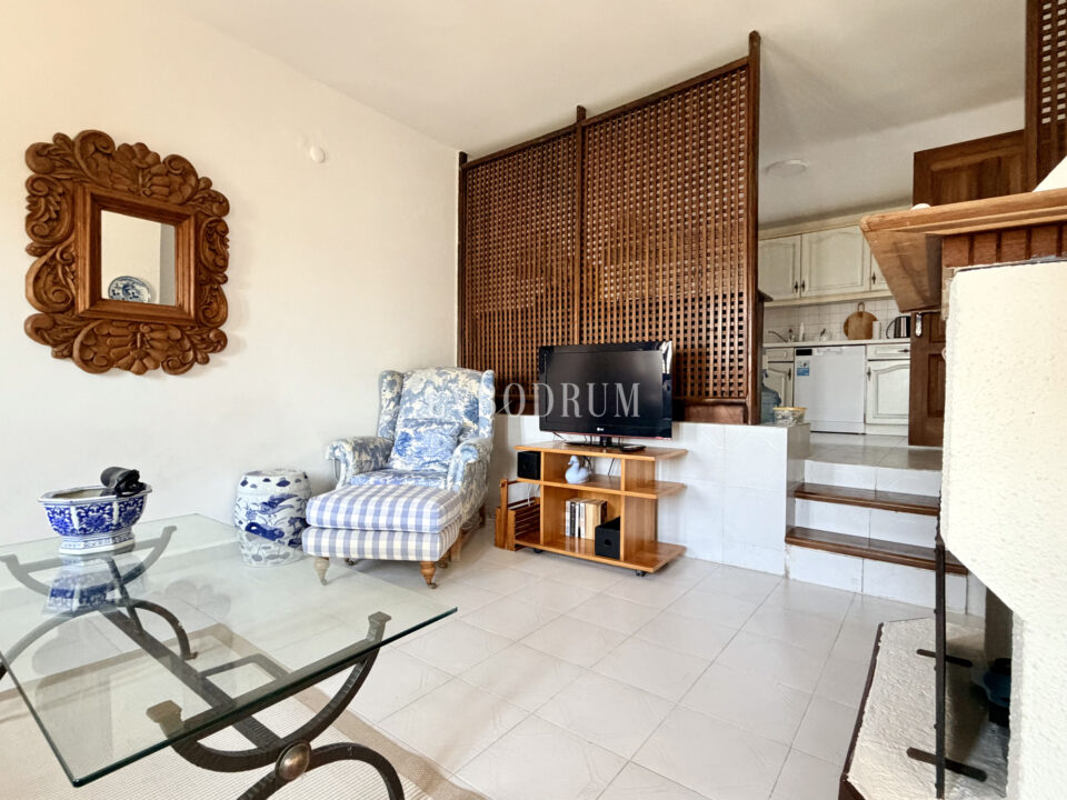 Yalıkavak Cennetköy Sitesi'nde Köşe Konumda Villa