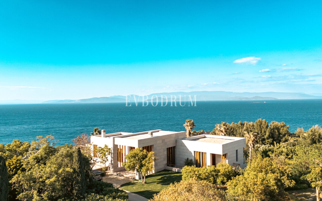 Mandarin Oriental Residences'ta Kesintisiz Manzaralı ve Ön Sıra Müstakil Villa