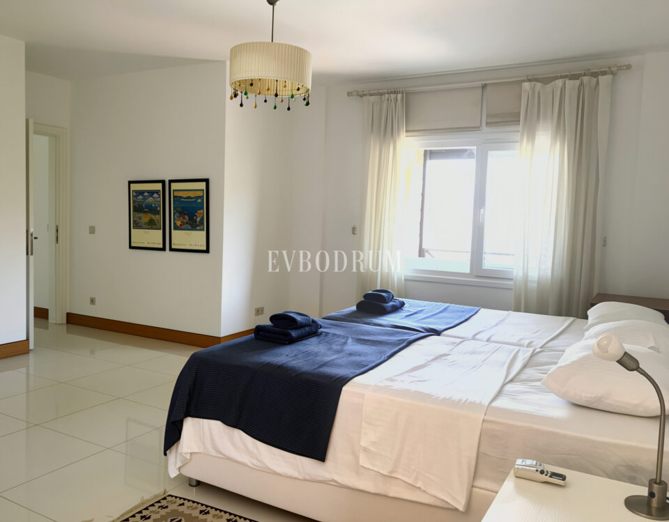 Eckvilla mit Meerblick und privatem Pool in Seba Yasemin Evleri, Gündoğan