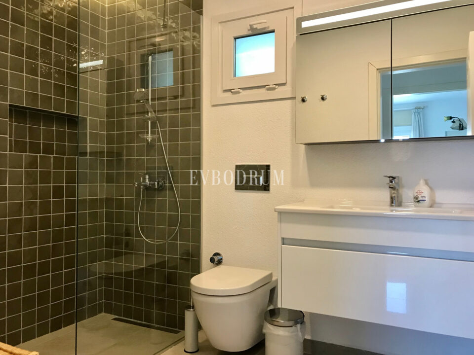 Eckvilla mit Meerblick und privatem Pool in Seba Yasemin Evleri, Gündoğan
